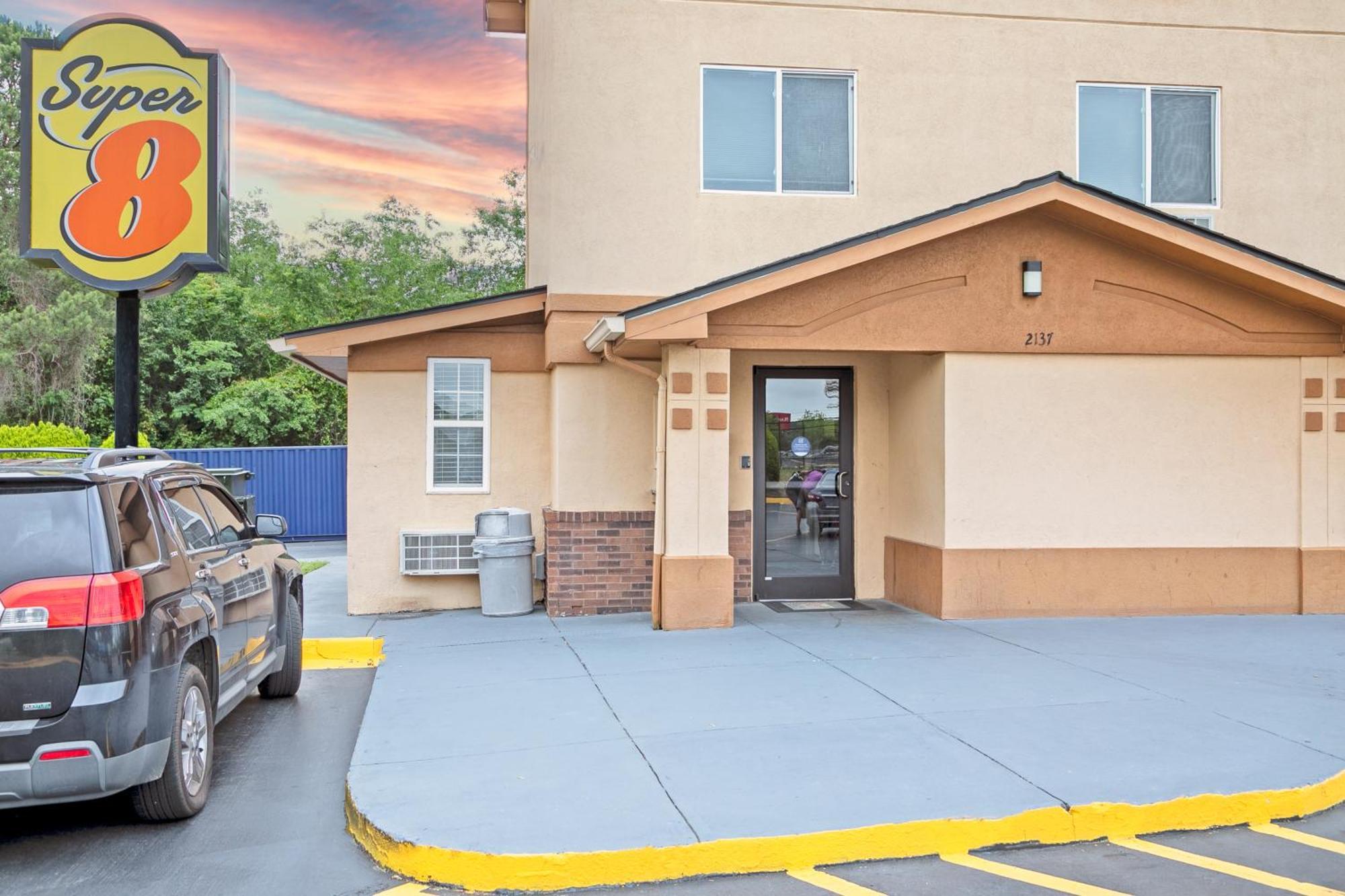 Super 8 By Wyndham Augusta Ft Eisenhower Area Esterno foto