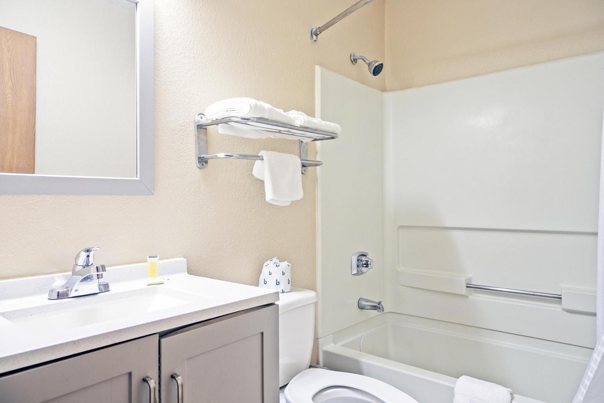 Super 8 By Wyndham Augusta Ft Eisenhower Area Esterno foto